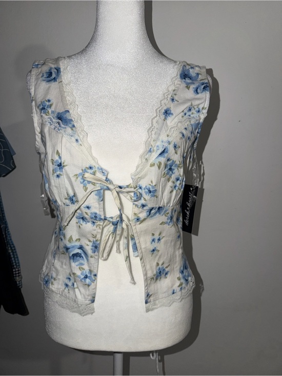 Derek Heart Tops - Blue Floral Tie-Front Women's Top